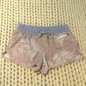 Vuori clementine shorts 2”